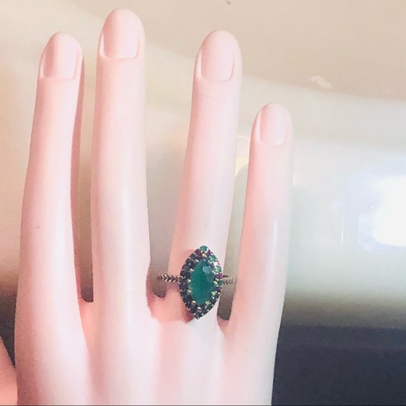 🌺Beautiful Emerald & Ruby GP/925 Marquise Ring! - Picture 8 of 13